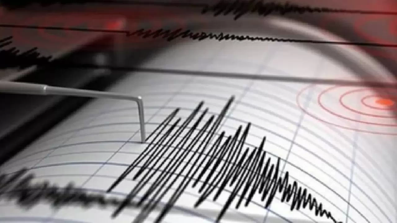 İzmir’in Dikili İlçesinde Deprem Meydana Geldi