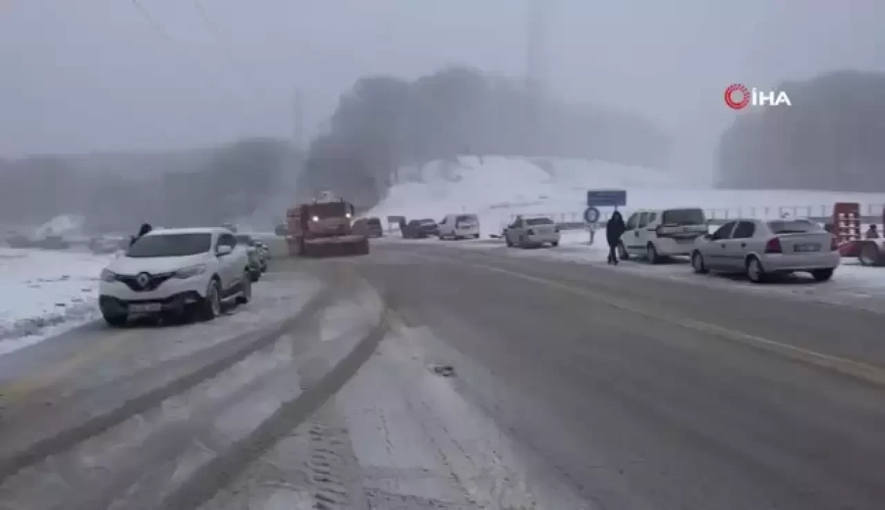 Kırklareli'de Kar Yağışı Başladı