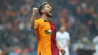 Mertens'in Müdahalesi Kırmızı Kart Gerekir mi? Yorumcular Ne Dedi ?