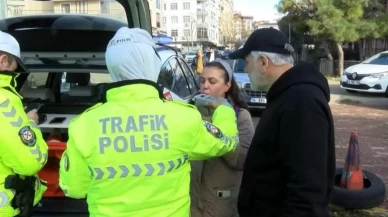 Pendik’te Korkunç Kaza: Sürücü Gazaya Basınca Marketi Devrip Geçti