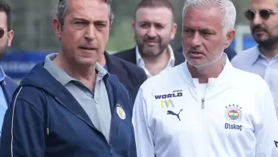 Fenerbahçe’den Ali Koç ve Mourinho İddialarına Yanıt: "Başkan Soyunma Odasına İnmedi