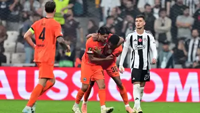 Beşiktaş evinde Eintracht Frankfurt'a farklı yenildi