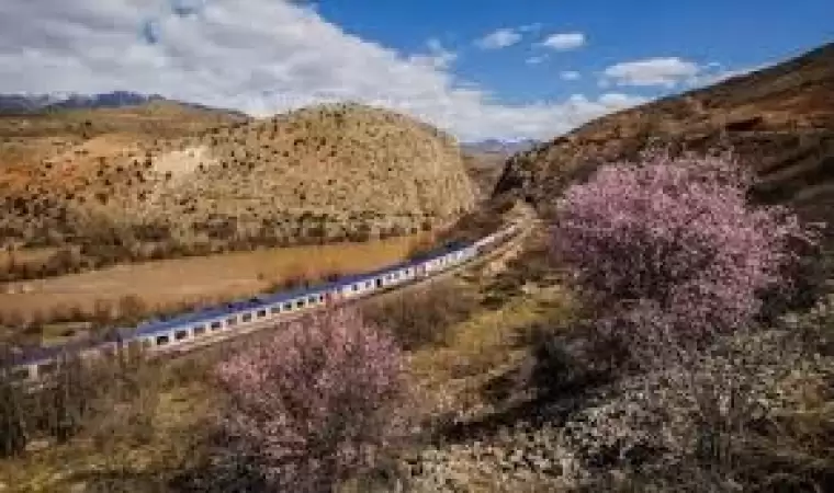 Van Gölü Ekspresi ile Tatvan’a Ulaşım Rehberi ve Bilet Fiyatları 11