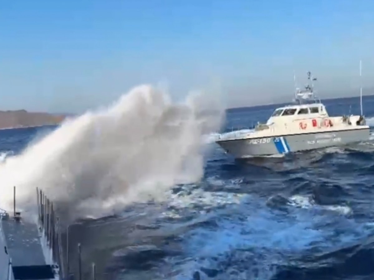 Türk Balıkçı Teknesine Yunan Tacizi: Havaya Ateş Açtılar