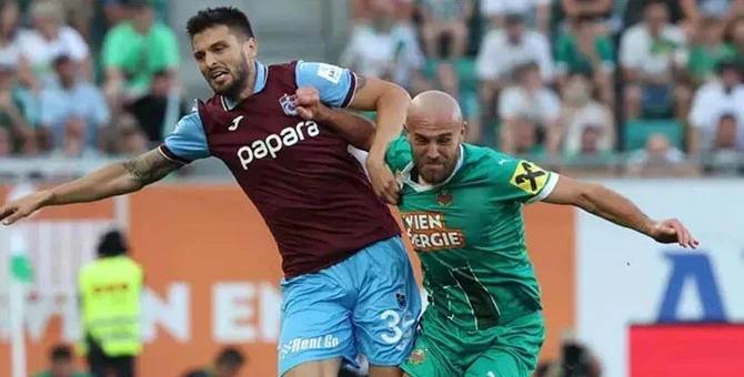 Trabzonspor, Rapid Wien Karşısında 2-0 Kaybederek UEFA Avrupa Ligi'nden Elendi