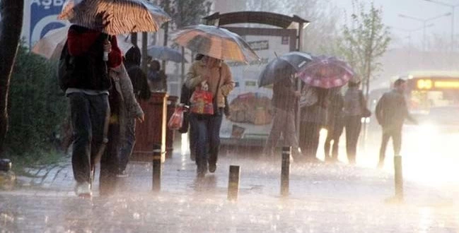 AFAD'dan İstanbul dahil birçok ile turuncu ve sarı kod uyarısı