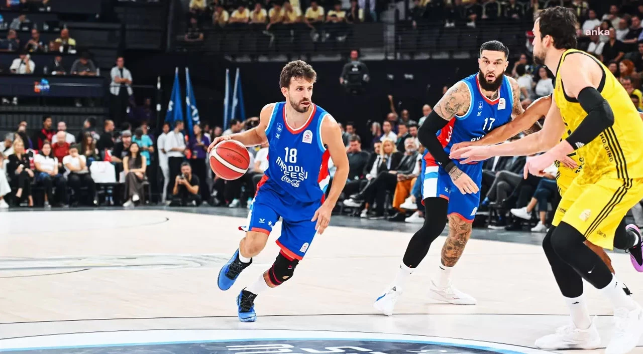 Cumhurbaşkanlığı Kupası maçı nefes kesti! Anadolu Efes şampiyon!